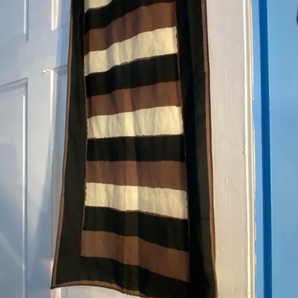 Vintage Designer Scarf, VERA NEUMAN, c1970. Sheer silken poly, 10"x50"